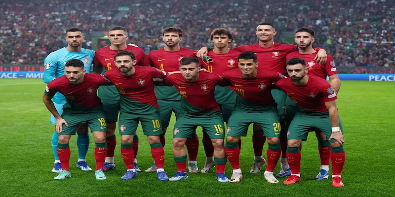 Lối chơi của đội tu Portugal từ phòng ngự đến tấn công