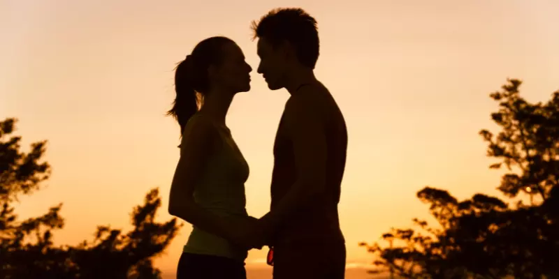 Tìm hiểu ý nghĩa chung về việc nằm mơ hôn nhau