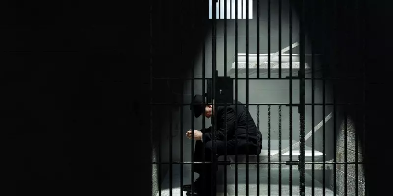 Tìm hiểu ý nghĩa của việc nằm mơ thấy ở tù chi tiết