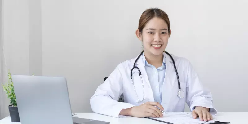 Chiêm bao thấy bác sĩ đang nói chuyện với mình cho thấy bạn đang tìm kiếm một lời khuyên